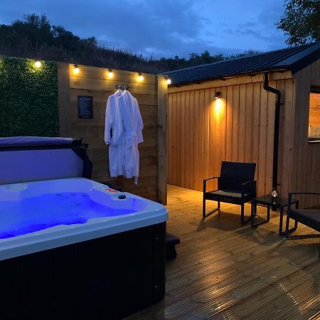 River Huts, Highland River Retreat With Hot Tub Inverness Kültér fotó