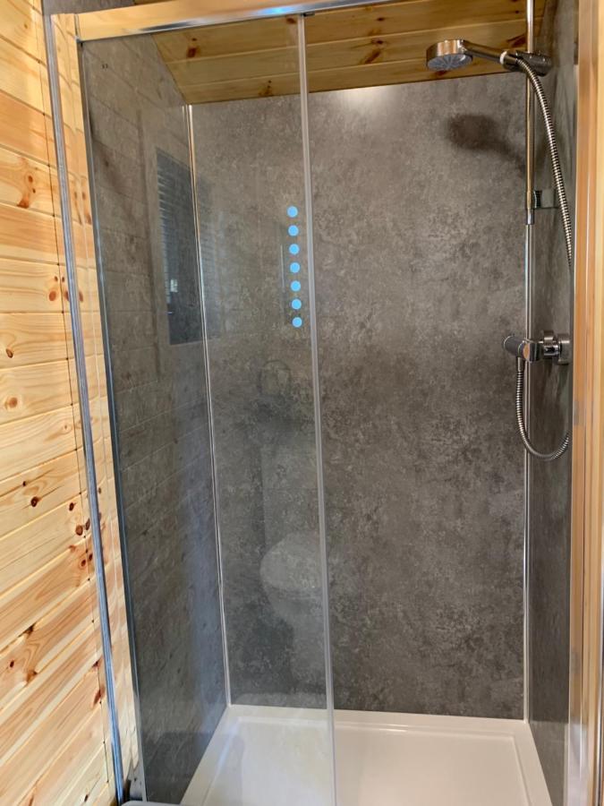 River Huts, Highland River Retreat With Hot Tub Inverness Kültér fotó