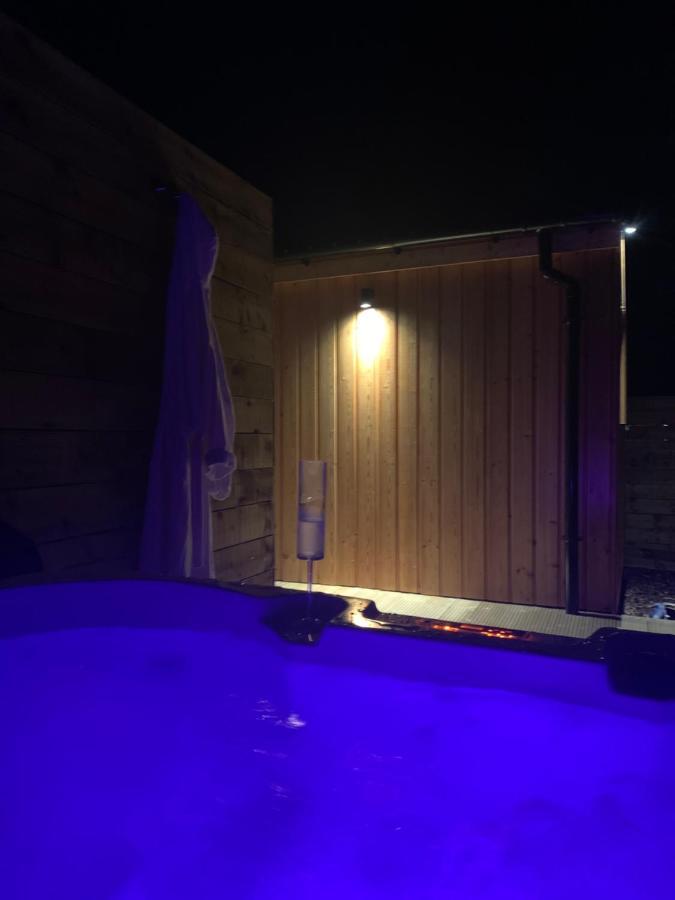 River Huts, Highland River Retreat With Hot Tub Inverness Kültér fotó