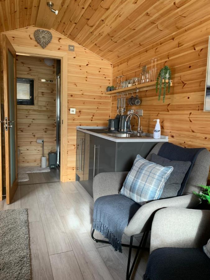 River Huts, Highland River Retreat With Hot Tub Inverness Kültér fotó