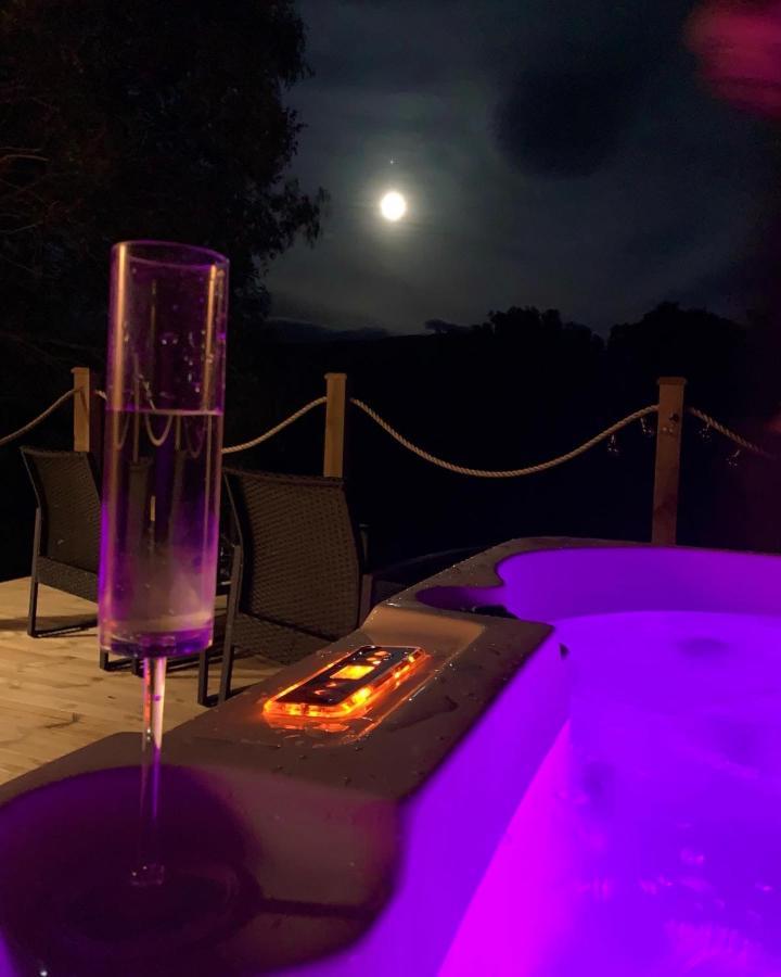 River Huts, Highland River Retreat With Hot Tub Inverness Kültér fotó