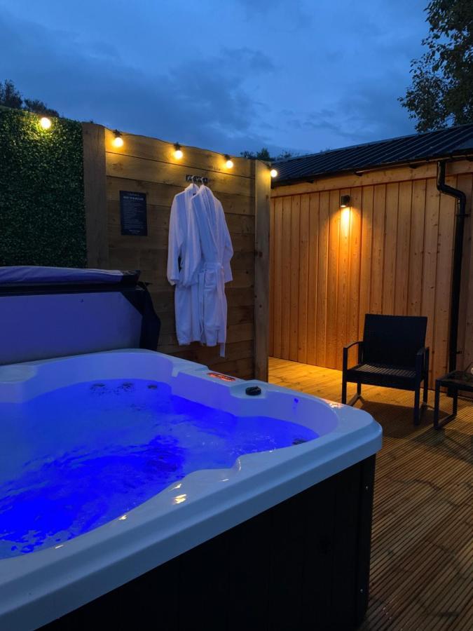 River Huts, Highland River Retreat With Hot Tub Inverness Kültér fotó